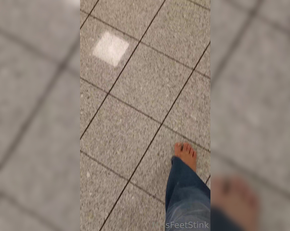 Tori Valentine aka missfeetstinkvip Foot Fetish - 05-25-2023 OnlyFans Video - Nature was calling in a harsh way while I was shopping at Belk for some new