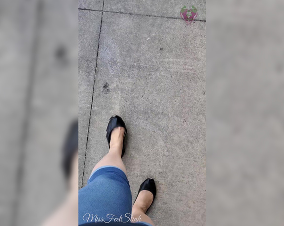 Tori Valentine aka missfeetstinkvip Foot Fetish - 06-17-2023 OnlyFans Video - I made a mistake with the shoes I grabbed to run out to the post office