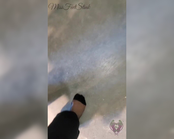 Tori Valentine aka missfeetstinkvip Foot Fetish - 07-05-2023 OnlyFans Video - My toe cleavage black flats have returned, but Im wearing the shear top black socks thatvsweat