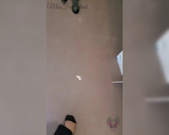 Tori Valentine aka missfeetstinkvip Foot Fetish - 07-05-2023 OnlyFans Video - My toe cleavage black flats have returned, but Im wearing the shear top black socks thatvsweat