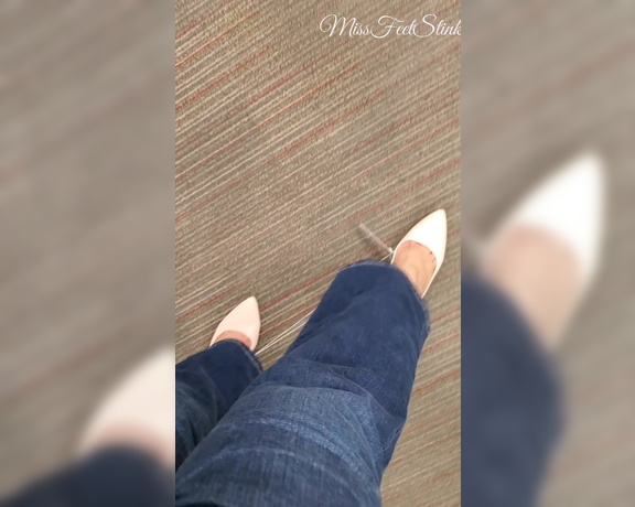 Tori Valentine aka missfeetstinkvip Foot Fetish - 08-30-2023 OnlyFans Video - Popped in to Target and I checked out their selection of shoes