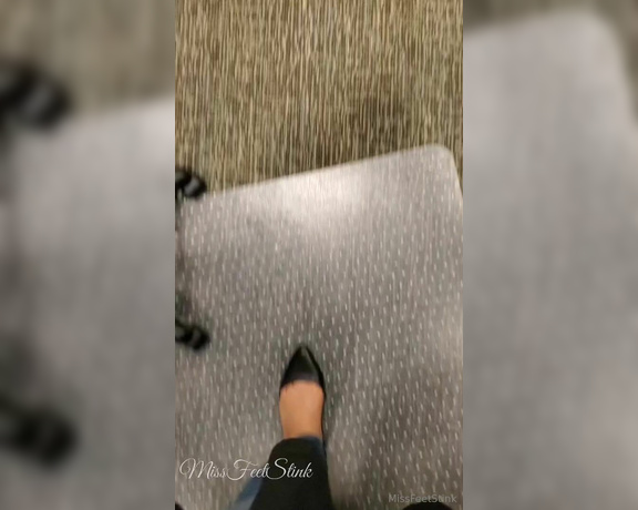 Tori Valentine aka missfeetstinkvip Foot Fetish - 01-17-2024 OnlyFans Video - Two clips here _ both at the office