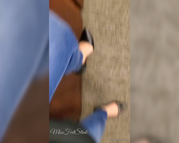 Tori Valentine aka missfeetstinkvip Foot Fetish - 01-17-2024 OnlyFans Video - Two clips here _ both at the office