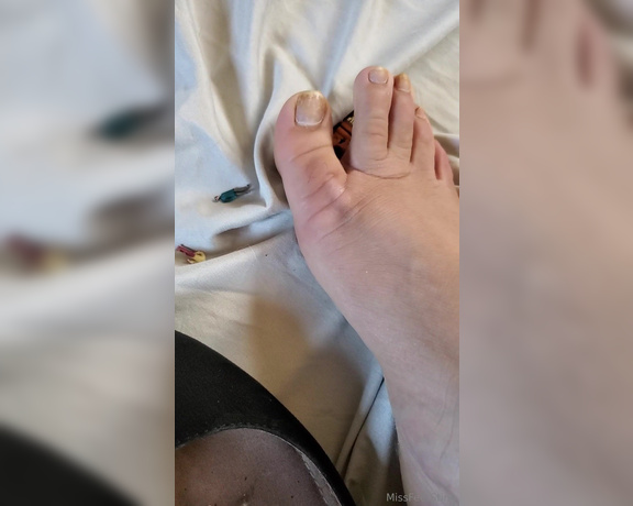 Tori Valentine aka missfeetstinkvip Foot Fetish - 01-31-2024 OnlyFans Video - Who knew that Dr