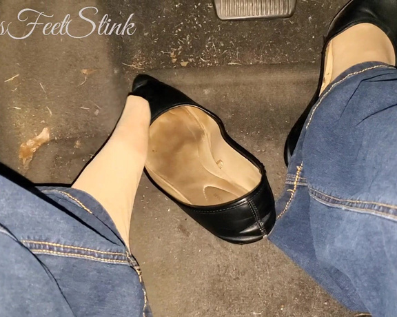 Tori Valentine aka missfeetstinkvip Foot Fetish - 12-17-2023 OnlyFans Video - For those of you that like my voice or when I talk, this pedal pumping or