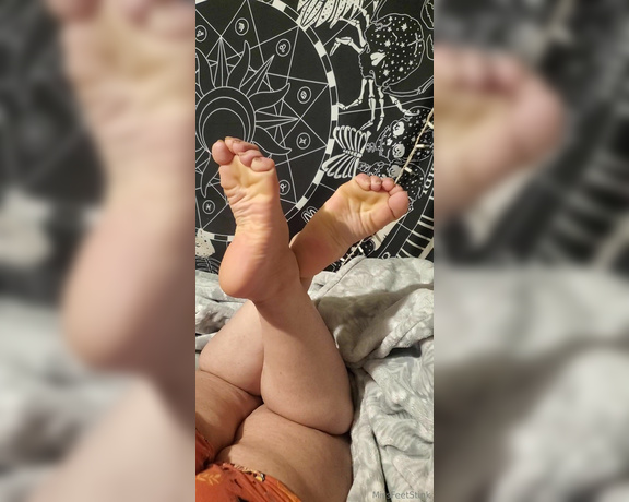 Tori Valentine aka missfeetstinkvip Foot Fetish - 02-27-2024 OnlyFans Video - If you like to see some large, plump feet scrunch amp wrinkle up, youll enjoy these