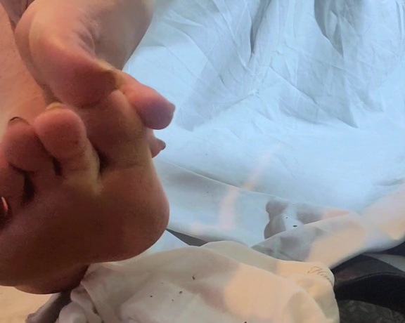 Tori Valentine aka missfeetstinkvip Foot Fetish - 03-13-2024 OnlyFans Video - Dirty, stinky flats _ dirty, stinky feet _ dirty, stinky, long toenails _ dirty, stinky panties