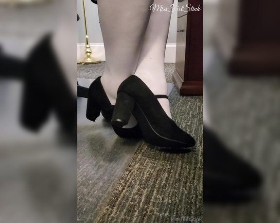 Tori Valentine aka missfeetstinkvip Foot Fetish - 01-30-2024 OnlyFans Video - What is affectionately called my doll heels are back, with the sexy amp smooth white nylons