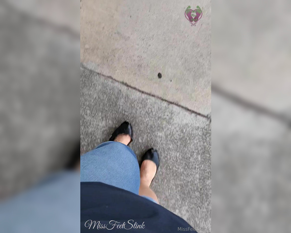 Tori Valentine aka missfeetstinkvip Foot Fetish - 02-03-2024 OnlyFans Video - Who Wants to Walk With Tori who gets the WWE Elias reference 3 clips of me