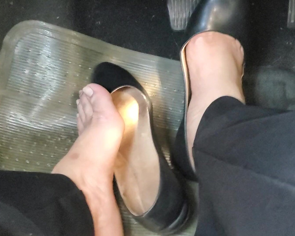 Tori Valentine aka missfeetstinkvip Foot Fetish - 05-09-2024 OnlyFans Video - Youre the one that suggested we carpool to work