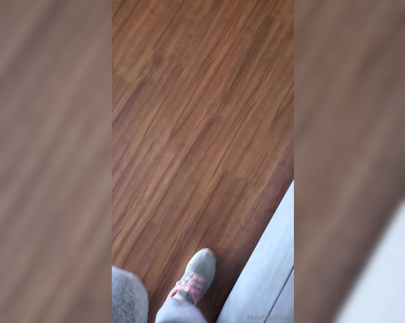 Tori Valentine aka missfeetstinkvip Foot Fetish - 04-30-2024 OnlyFans Video - Sweaty, stained amp stinking I dont know any other way to describe this pair of toe