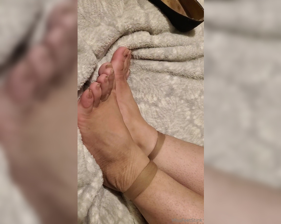 Tori Valentine aka missfeetstinkvip Foot Fetish - 09-03-2024 OnlyFans Video - You saw the pics Now watch what someone has done to me You better find something