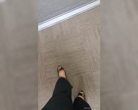 Tori Valentine aka missfeetstinkvip Foot Fetish - 09-11-2024 OnlyFans Video - Every once in a while, I get a request for me to just walk