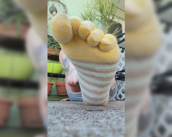 Twisted Toes aka twistedtoes Foot Fetish - 12-31-2022 OnlyFans Video - Leaked twistedtoes 74847