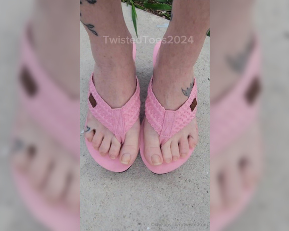 Twisted Toes aka twistedtoes Foot Fetish - 01-23-2024 OnlyFans Video - Leaked twistedtoes 52079