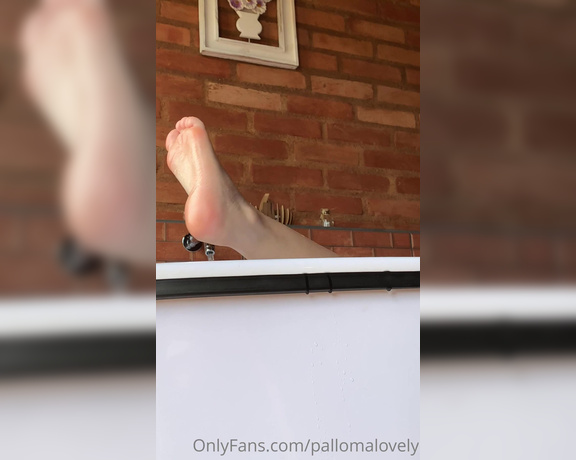 Palloma Lovely aka pallomalovely - 10-22-2022 OnlyFans Video - hj tá um dia ótimo para banheira, por que você nao me acompanha