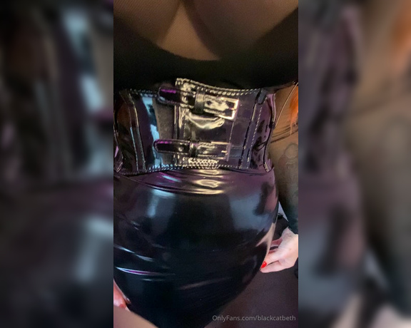 Beth Black aka blackcatbeth Femdom - 02-16-2024 OnlyFans Video - Waiting for you