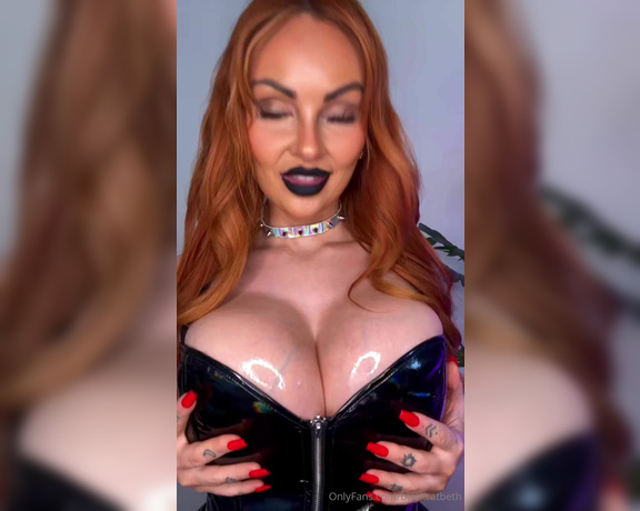 Beth Black aka blackcatbeth Femdom - 06-05-2024 OnlyFans Video - LOVE teasing you with my tits