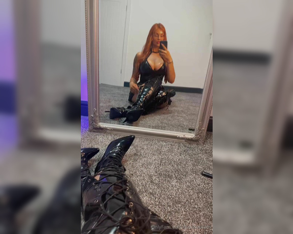 Beth Black aka blackcatbeth Femdom - 07-20-2024 OnlyFans Video - Wrap these sexy thigh high boots round your head  pick which you would rather