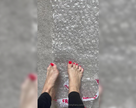 GingerAlesFeet aka misstressroux Foot Fetish - 06-28-2024 OnlyFans Video - Leaked misstressroux 66535