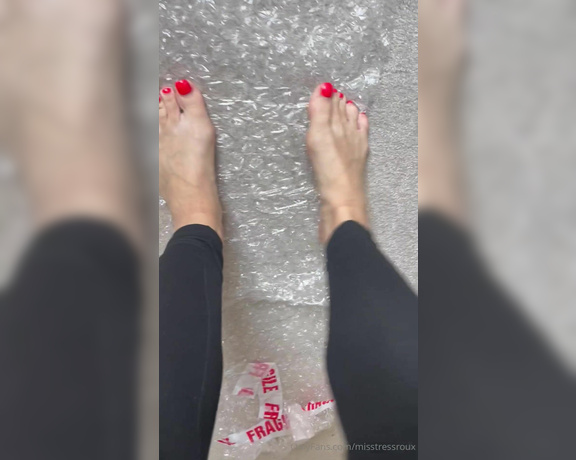 GingerAlesFeet aka misstressroux Foot Fetish - 06-28-2024 OnlyFans Video - Leaked misstressroux 66535