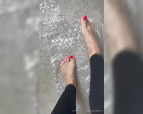 GingerAlesFeet aka misstressroux Foot Fetish - 06-28-2024 OnlyFans Video - Leaked misstressroux 66535