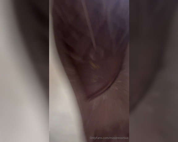 GingerAlesFeet aka misstressroux Foot Fetish - 05-22-2024 OnlyFans Video - Crushing you under my feet pt1 amp2 Giantess POV