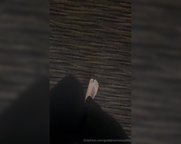 Goddess monica aka goddessmonica00w Foot Fetish - 03-23-2024 OnlyFans Video - new pedi flip flop walk around