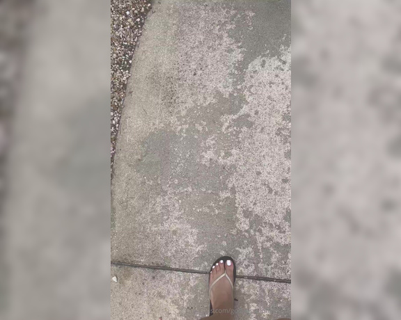 Goddess monica aka goddessmonica00w Foot Fetish - 05-01-2024 OnlyFans Video - white toes and flip flops