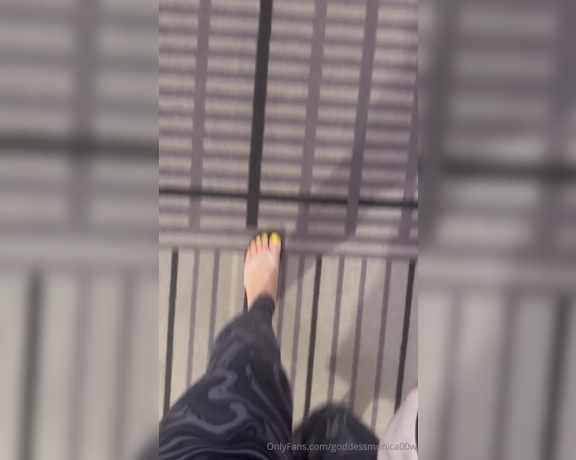 Goddess monica aka goddessmonica00w Foot Fetish - 03-08-2024 OnlyFans Video - flip flop wAlk about