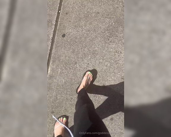 Goddess monica aka goddessmonica00w Foot Fetish - 04-17-2024 OnlyFans Video - flip flop walk about