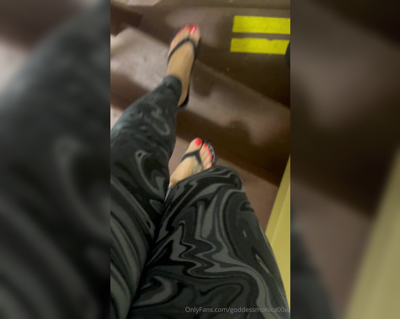 Goddess monica aka goddessmonica00w Foot Fetish - 10-07-2024 OnlyFans Video - one of my sponsors like these flip flops im about to do a long walk about