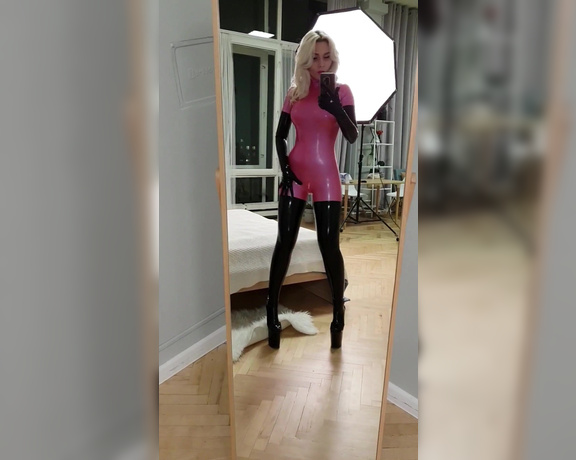 Katerina Piglet aka katerinapiglet Femdom - 12-19-2018 OnlyFans Video - Leaked katerinapiglet 50081