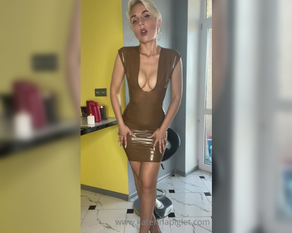 Katerina Piglet aka katerinapiglet Femdom - 08-02-2021 OnlyFans Video - This dress excites me, how can this be