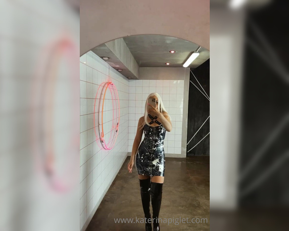 Katerina Piglet aka katerinapiglet Femdom - 11-02-2021 OnlyFans Video - A bit of backstage