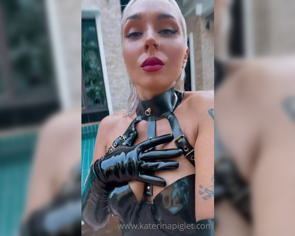 Katerina Piglet aka katerinapiglet Femdom - 03-15-2023 OnlyFans Video - With me, you will only be on your knees