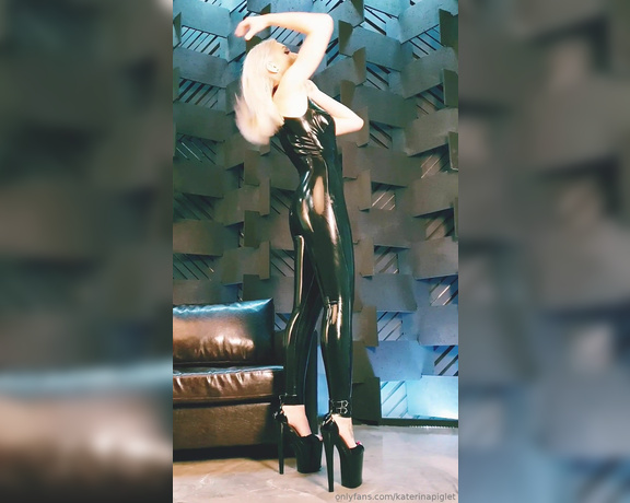 Katerina Piglet aka katerinapiglet Femdom - 04-22-2019 OnlyFans Video - Video for whom adore back view