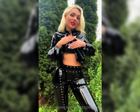 Katerina Piglet aka katerinapiglet Femdom - 07-23-2023 OnlyFans Video - I feel a pleasant attention on me, yours of course How do you like this latex