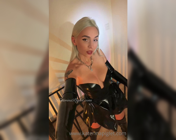 Katerina Piglet aka katerinapiglet Femdom - 08-07-2023 OnlyFans Video - Surprise