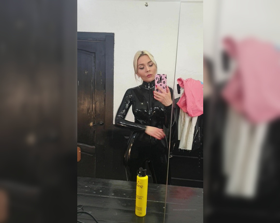 Katerina Piglet aka katerinapiglet Femdom - 10-28-2019 OnlyFans Video - Hey Guys Im sorry for not posting here stuff, I was digged in my first fair