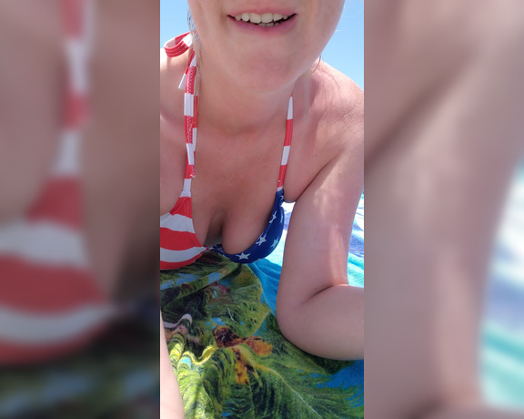 Constance aka modelconstance1 - 04-06-2020 OnlyFans Video - Just did a super quick video while I was enjoying the beach tod