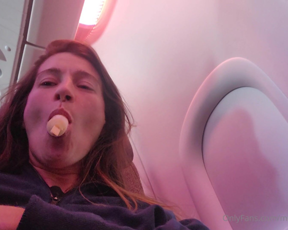 Constance aka modelconstance1 - 27-03-2024 OnlyFans Video - Lollipop Licking on Plane On my way back home from my Europe