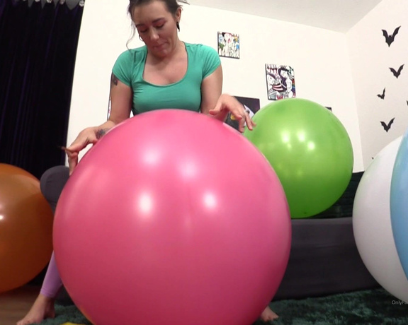 Constance aka modelconstance1 - 27-11-2019 OnlyFans Video - Part 2 of 5 Video Balloons of Sinn sinnsage onlyfans popping