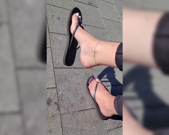 Lou In Heels aka louinheels - 11-11-2021 OnlyFans Video - The last of the sunshine for meuntil next time Enjoy this littl