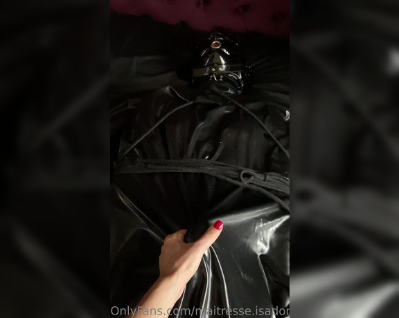 Maitresse Isadora aka isadora maitresse - 04-08-2023 OnlyFans Video - Latex Bag with Orava_1