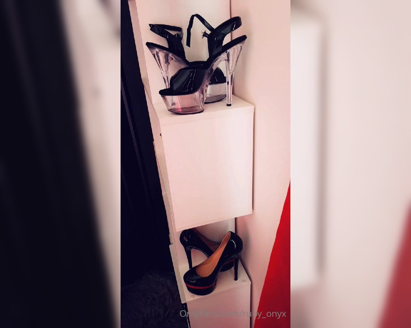 Ruby Onyx aka Ruby_onyx OnlyFans - OMG I got TWO pairs of heels from my wishlist yesterday! They look nice on my shoe shelf! Thank 3