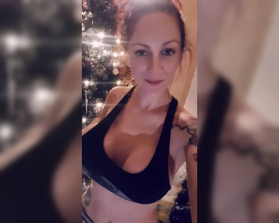 Ruby Onyx aka Ruby_onyx OnlyFans - Trying to be all sexy n that Not sure its working but do you like my xmas tree!