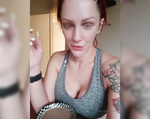 Ruby Onyx aka Ruby_onyx OnlyFans - This is how floozies get ready for the gym a giant coffee and lots of ciggies $5 voice notes