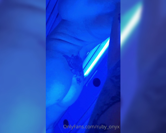 Ruby Onyx aka Ruby_onyx OnlyFans - Waiting for the lights to come on in the tanning machine! Having Internet issues today! This vid