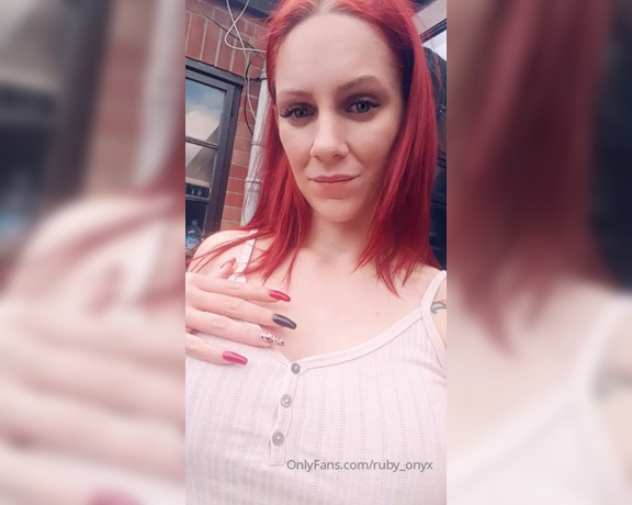 Ruby Onyx aka Ruby_onyx OnlyFans - Oh I got my nails done! You like!